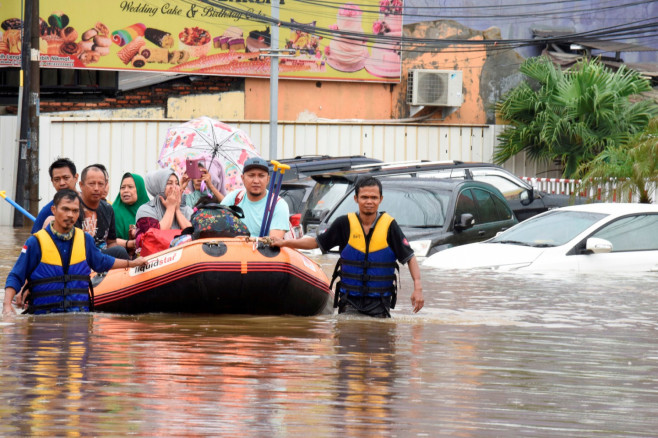  Jakarta floods Dozens dead and 60 000 displaced