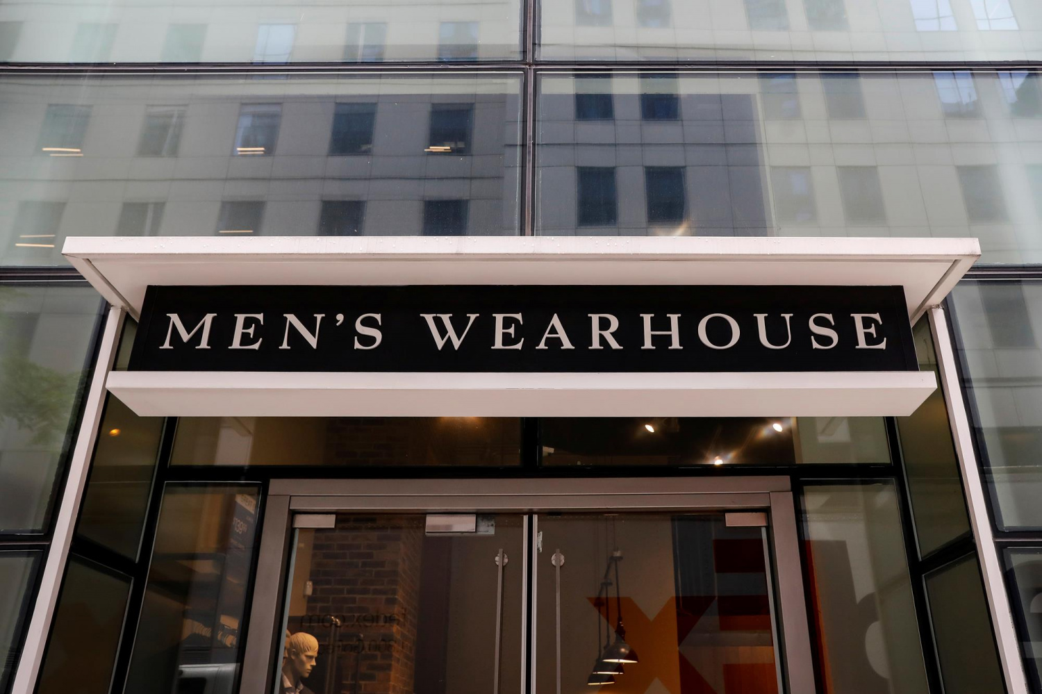 Men’s Wearhouse Parent Goes Bankrupt