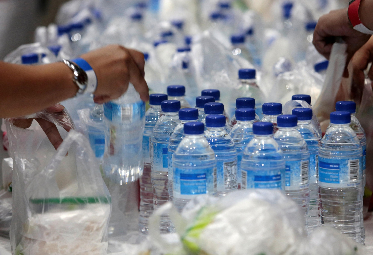 Nongfu Spring Ipo Oversubscribed 1 147 Times Amid Massive Demand