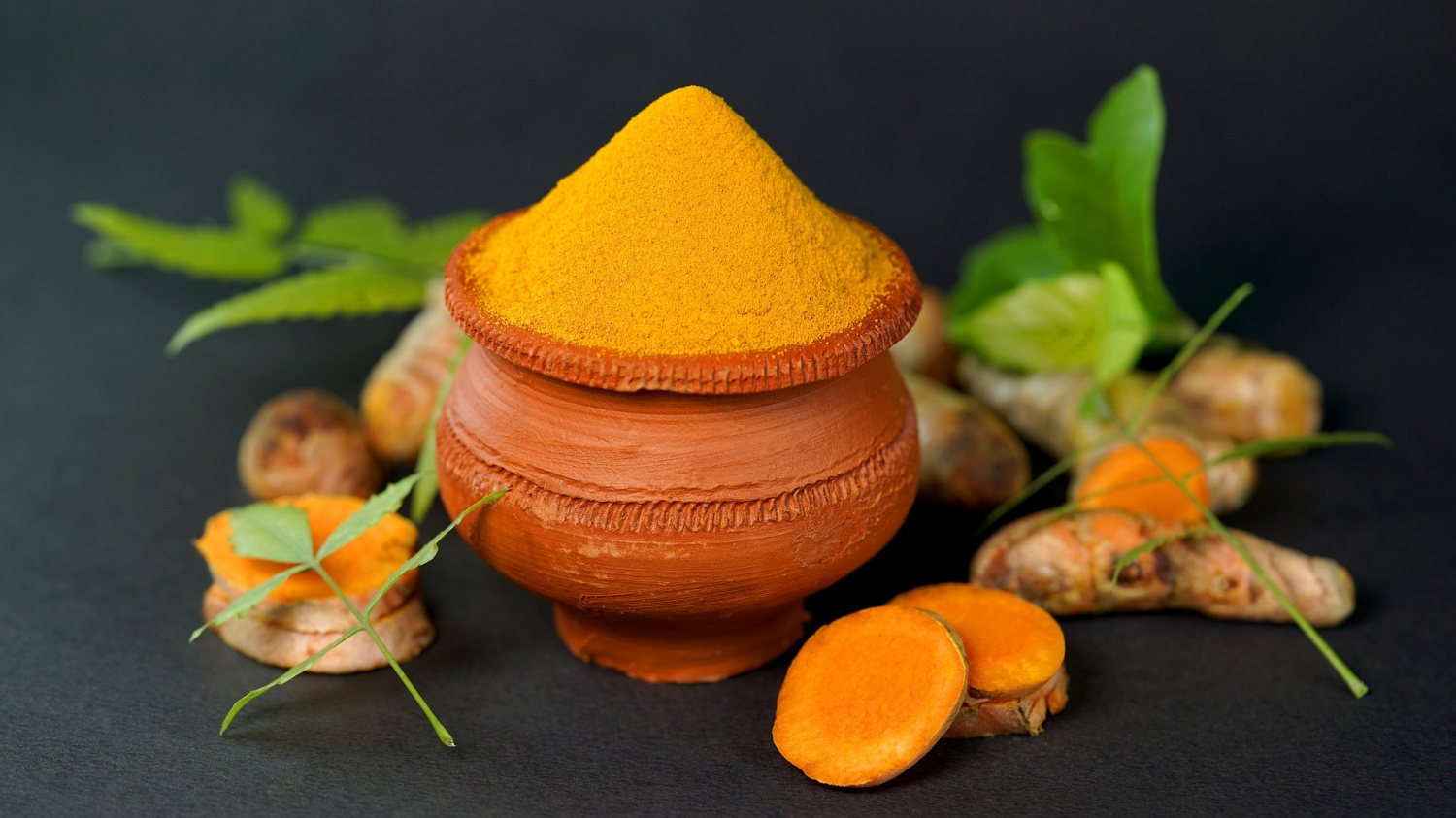 here-s-what-turmeric-does-to-your-body