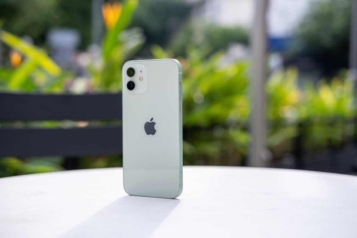 Apple's iOS 14.2.1 Release Fixes Text Message Bug And iPhone 12 Mini