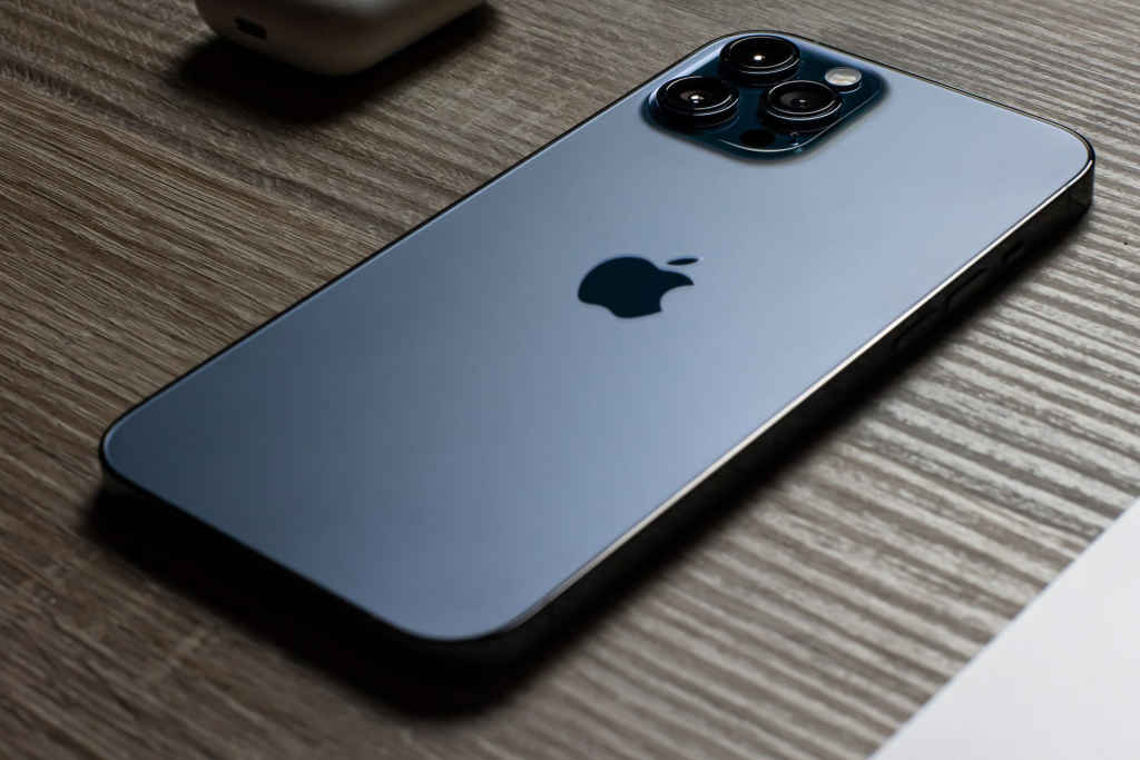 Apple iPhone 12 Pro Max Exposed! iFixit Teardown Reveals Bigger Camera