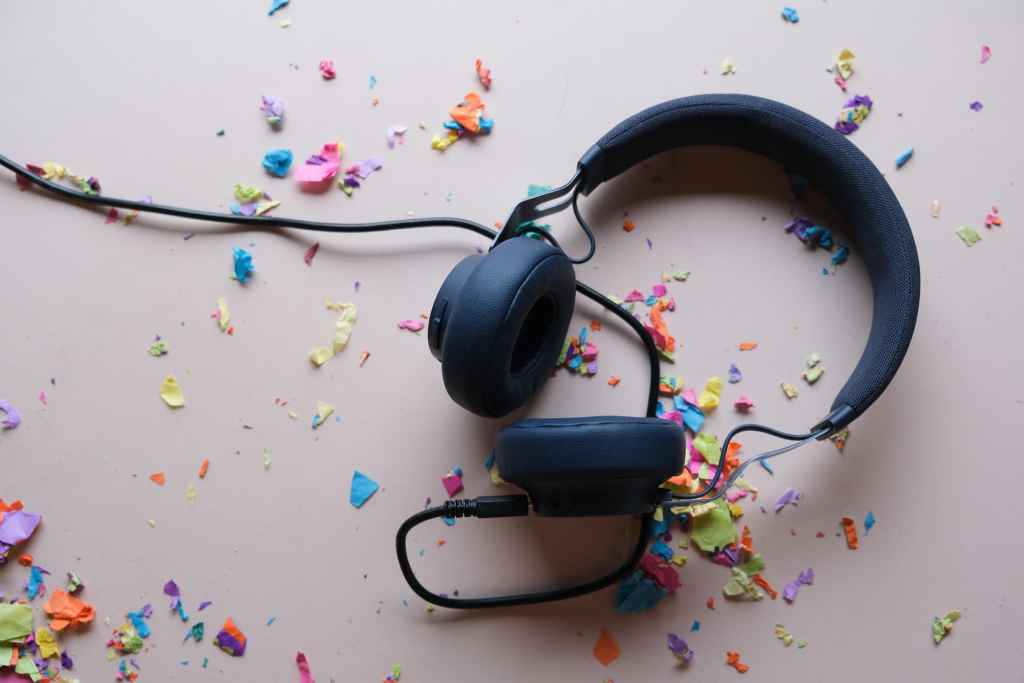 airpods max wired