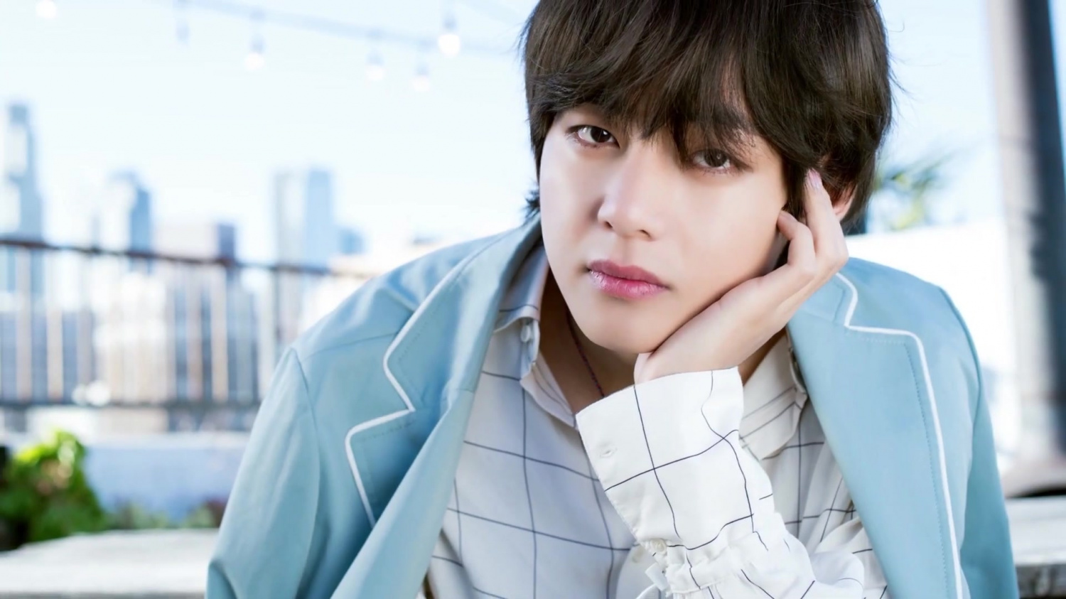 BTS 2021: Here’s How V Responded When RM Asked About His First Love