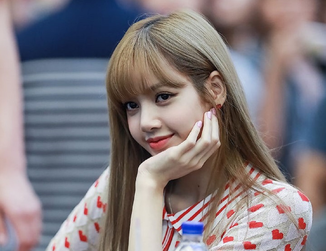 BLACKPINK: Lisa Does Not Shy Away From Revealing Her 'Youth With You 3 ...