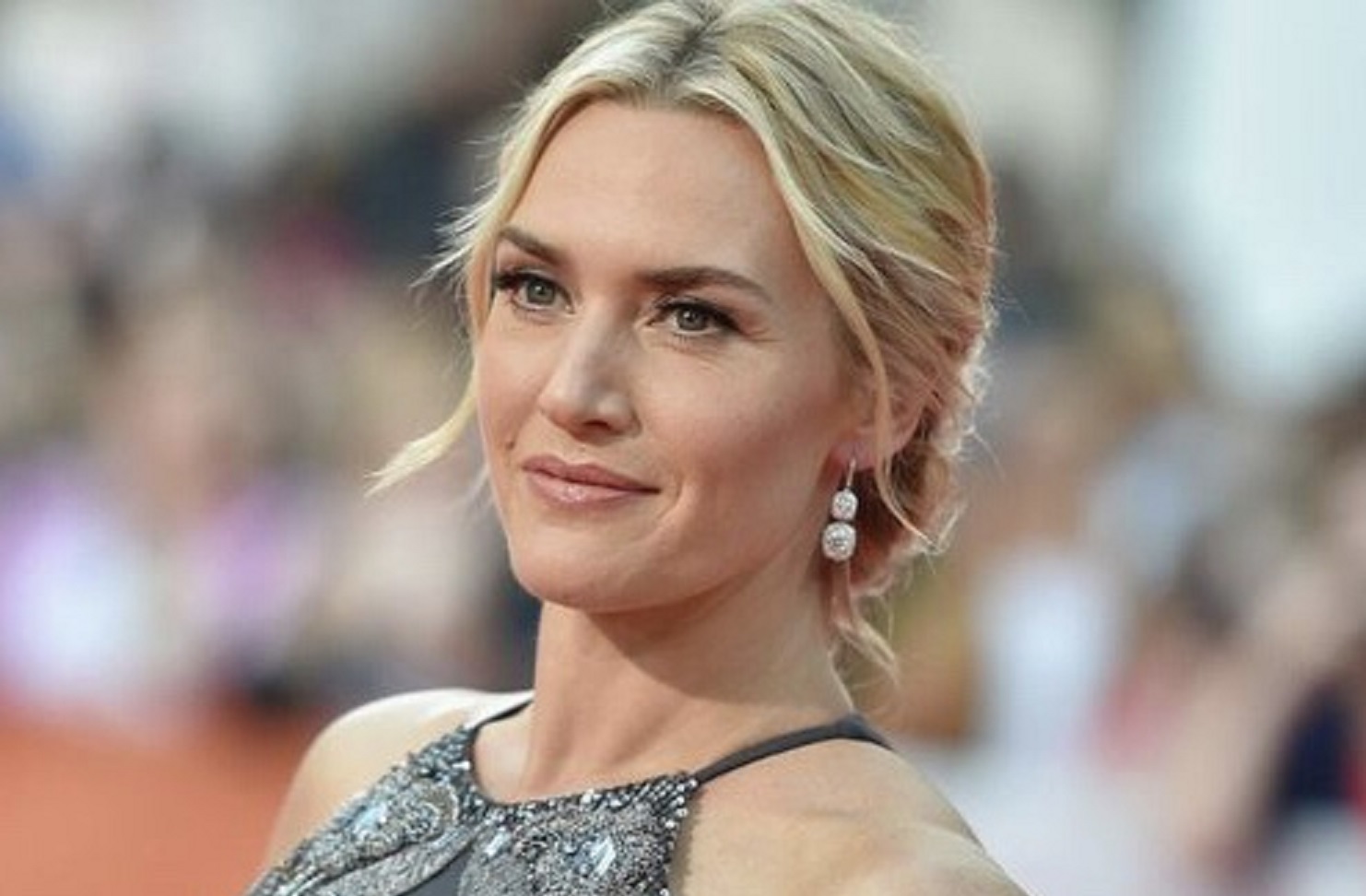 No, Kate Winslet Doesn't Care About Affleck, J. Lo Reunion