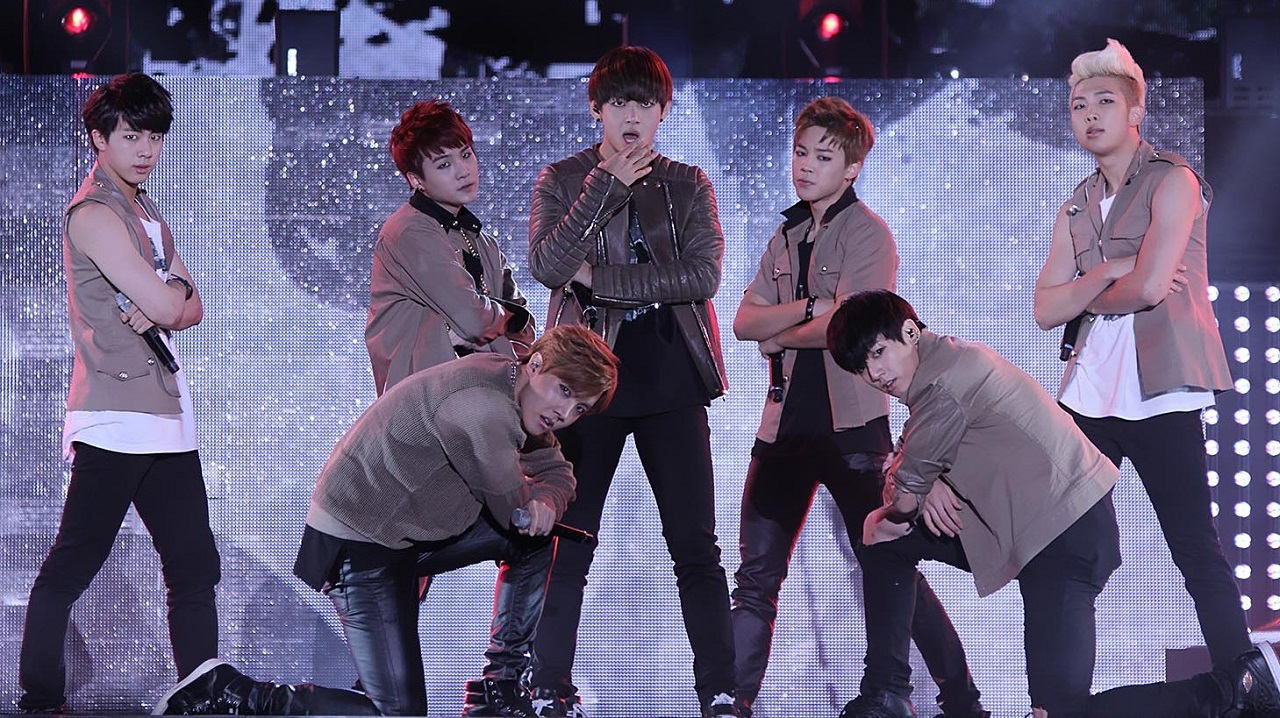 bts-2021-jingle-ball-tour-appearance-jin-suga-j-hope-rm-jimin-v