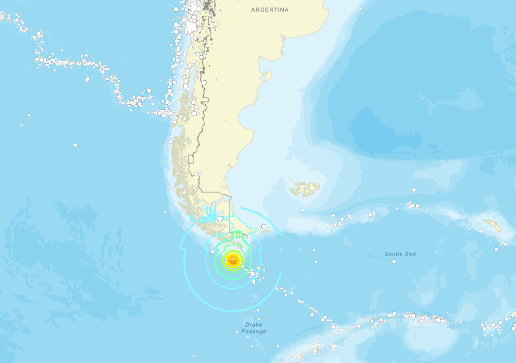 Terremoto de 7,4 magnitude provoca alertas de tsunami no Chile e Argentina