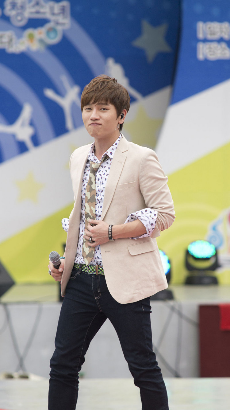 K.Will Involved in Minor Car Accident, His Agency Releases Statement
