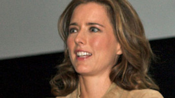 Elizabeth torn between using drone or US soldiers in a dangerous mission in the 'Madam Secretary' Season 6 Episode 3. Photo by Gustavo Fernandez/Wikimedia Commons
