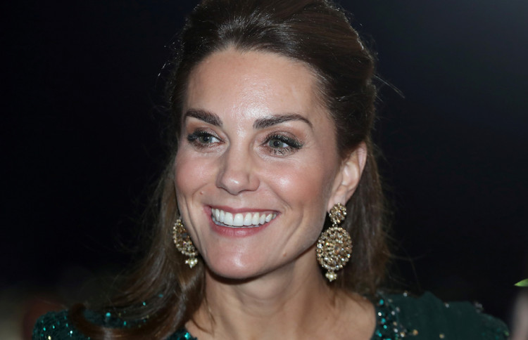 Catherine, Duchess of Cambridge, attends a reception with Britain's Prince William, hosted by the British High Commissioner to Pakistan, Thomas Drew, at the Pakistan National Monument in Islamabad, Pakistan October 15, 2019. Chris Jackson/Pool via REUTERS