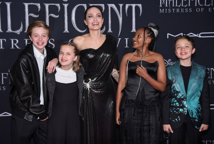 Angelina Jolie, Shiloh Nouvel Jolie-Pitt, Vivienne Marcheline Jolie-Pitt, Zahara Marley Jolie-Pitt, and Knox Leon Jolie-Pitt attend the premiere of "Maleficent: Mistress of Evil" in Los Angeles