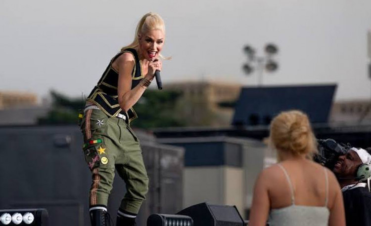 'The Voice' Season 17 coach Gwen Stefani no issue working with fellow coach Kelly Clarkson. Photo by Lorie Shaull/Flickr