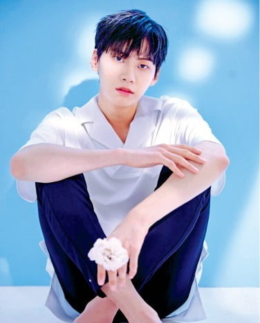 Solo Lee Jin-hyuk and Choi Byung-chan of Produce X101 Release New Songs