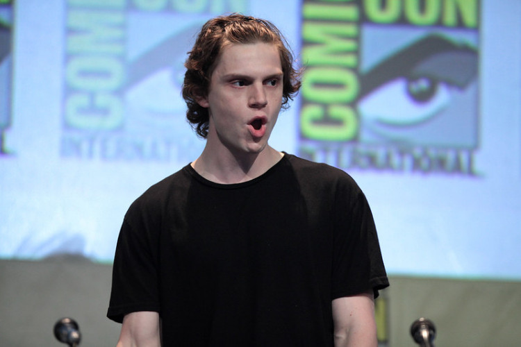 Evan Peters