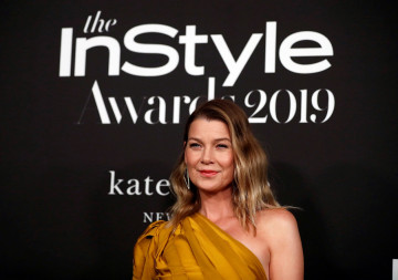 Grey S Anatomy Season 17 Episode 3 Spoilers Prepare For More Meredith Derek Reunion Scene