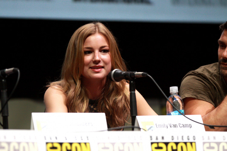 Emily VanCamp