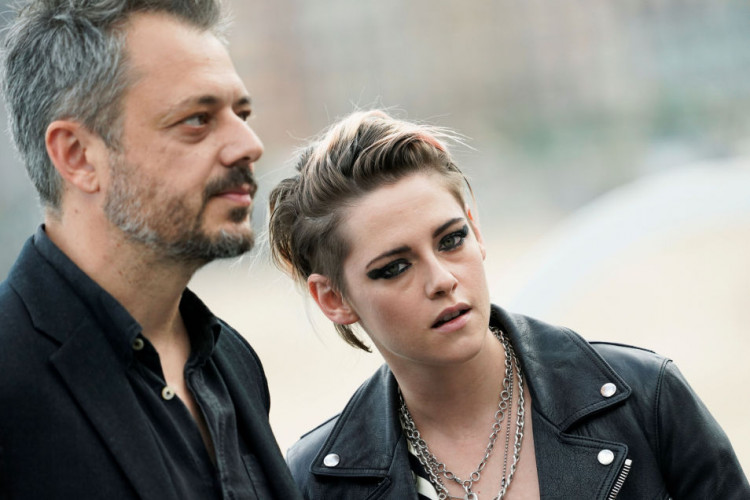 Kristen Stewart Wanted To Marry Robert Pattinson Despite Affair With 'Snow White' Director
