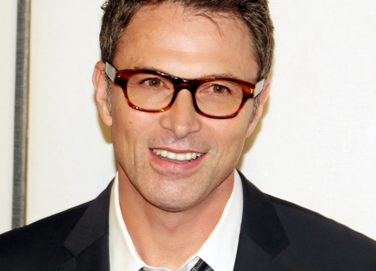 Cast wraps filming 'Madam Secretary' series finale as lead stars Tea Leoni and Tim Daly share emotional snaps from the set. Photo by David Shankbone/Wikimedia Commons