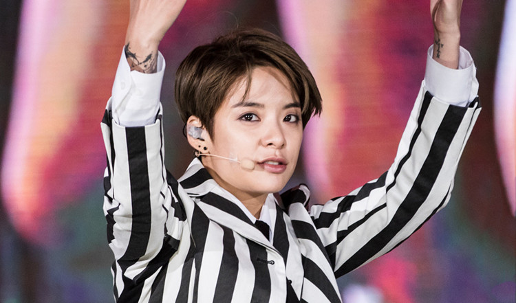 K-pop singer Amber apologizes for her 'ignorant' comment about the interaction between a black man and a while police officer. Photo by PTTf(x) - All for f(x) 에프엑스/Wikimedia Commons