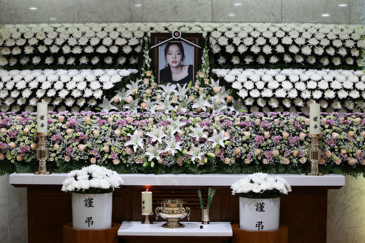 K-pop Star Goo Hara Dies At 28