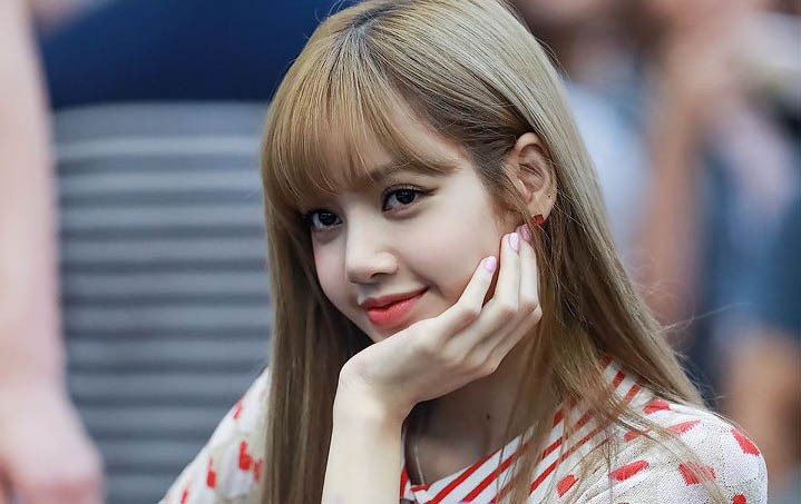 BLACKPINK Lisa