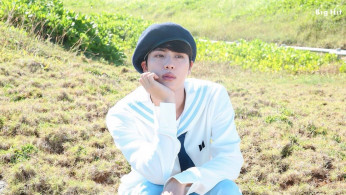 The BTS star just recently proved that even the rich and famous can be “old school.”