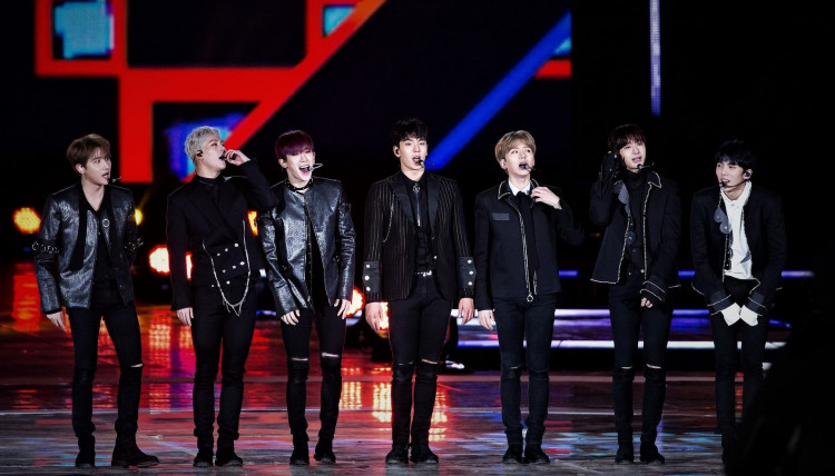 MONSTA X