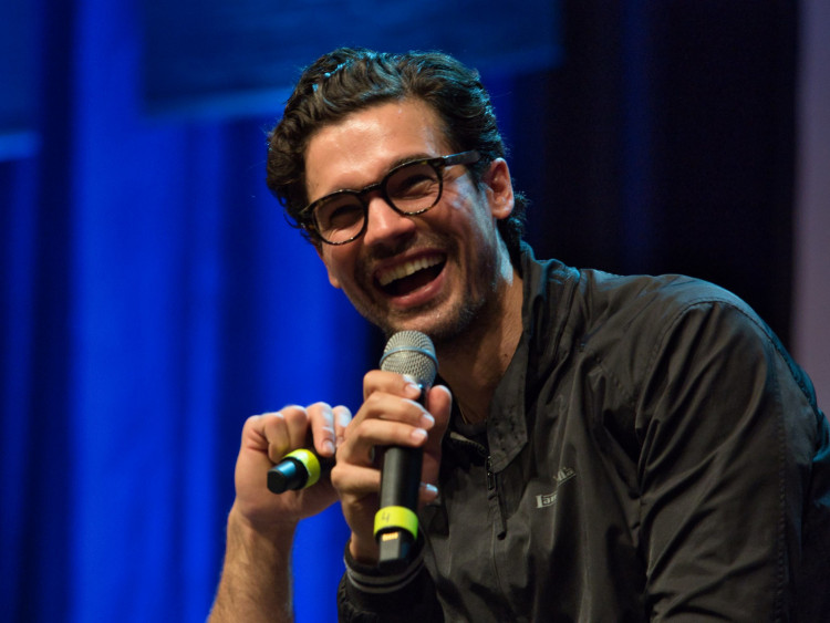Steven Strait 