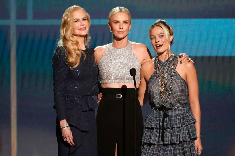 26th Screen Actors Guild Awards - Show - Los Angeles, California, U.S., January 19, 2020 - Nicole Kidman, Charlize Theron and Margot Robbie present an award. REUTERS/Mario Anzuoni