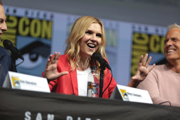 Rhea Seehorn 