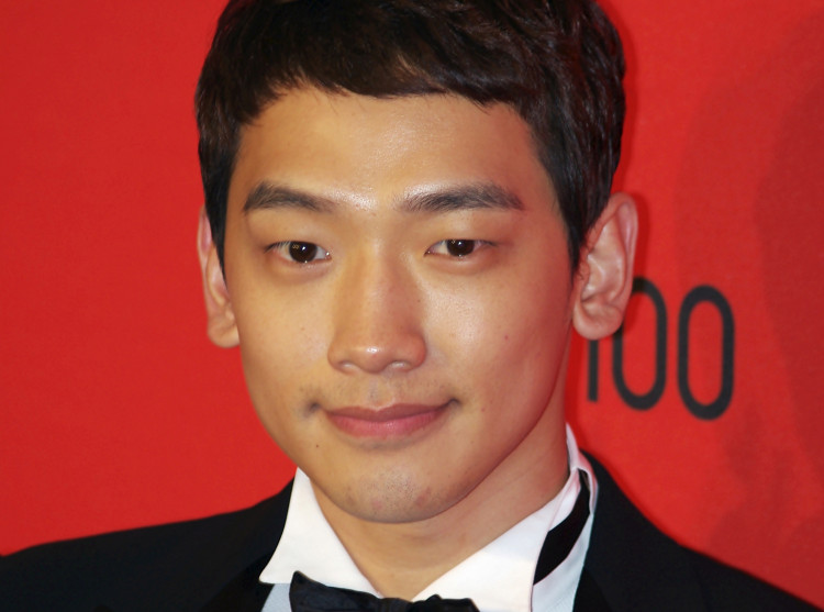 Hallyu star Rain reveals he hesitated to appear in talk show Radio Star after he got cut off from broadcast. Photo by David Shankbone/Wikimedia Commons
