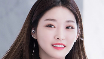 Chungha clarifies her manager has no coronavirus. Photo by SHAQ Photo/Wikimedia Commons
