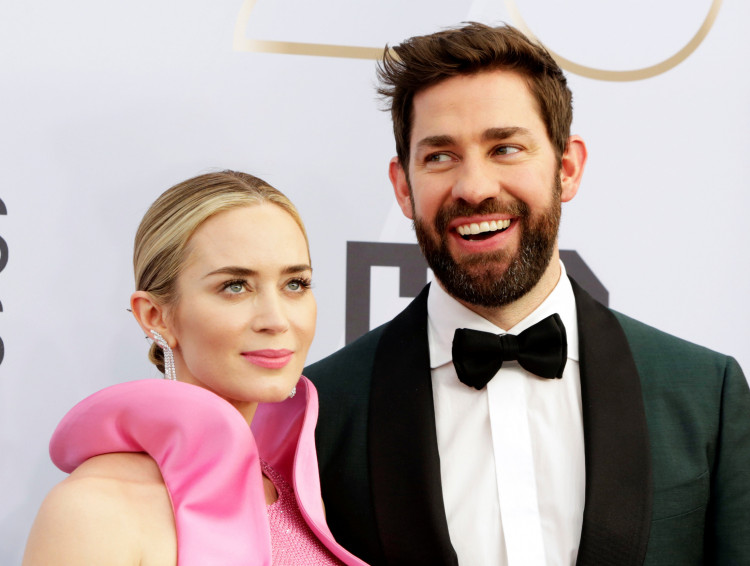 FILE PHOTO: 25th Screen Actors Guild Awards – Arrivals – Los Angeles, California, U.S., January 27, 2019 - Emily Blunt and John Krasinski pose. REUTERS/Monica Almeida/File Photo