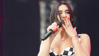 2018 FORMULA 1 SINGAPORE AIRLINES SINGAPORE GRAND PRIX (16 September 2018) Ð Zone 4 Ð Padang Stage Ð Dua Lipa Dua Lipa performs Singapore Grand Prix via Reuters Plus
