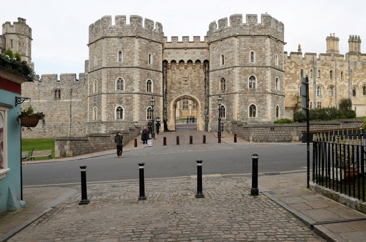 General view outside Windsor Castle as the number of coronavirus cases grow around the world