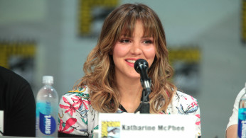 Katharine McPhee allegedly trying to have a baby with husband David Foster amidst quarantine due to a coronavirus pandemic. Photo by Gage Skidmore/Flickr