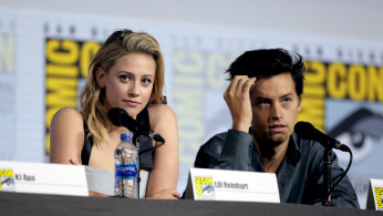 'Riverdale' stars Cole Sprouse and Lili Reinhart end their three-year romance. Photo by Gage Skidmore/Wikimedia Commons