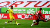 Bundesliga - Fortuna Dusseldorf v Borussia Dortmund