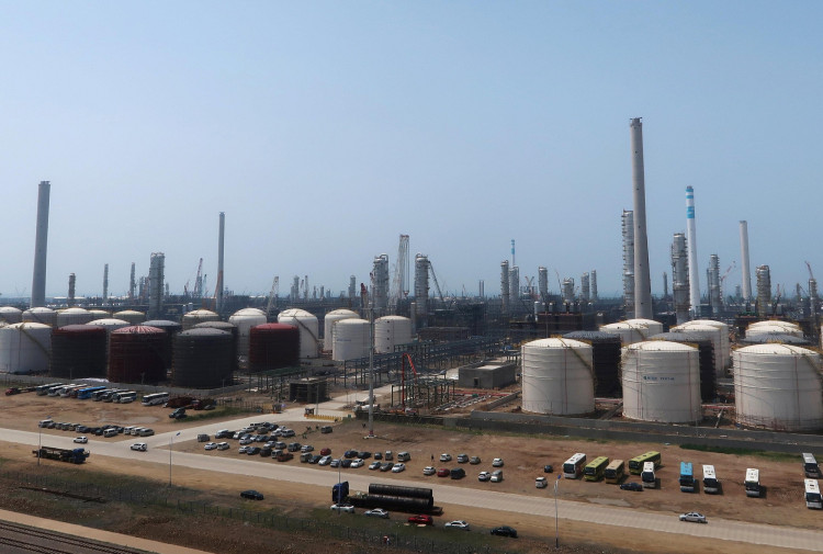 China Petrochemical Industry