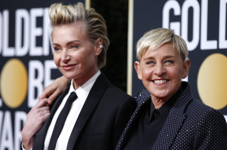 Portia de Rossi and Ellen DeGeneres.