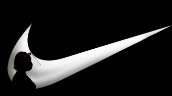 NIKE