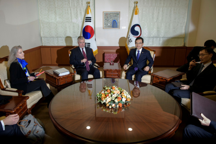 U.S., South Korean officials