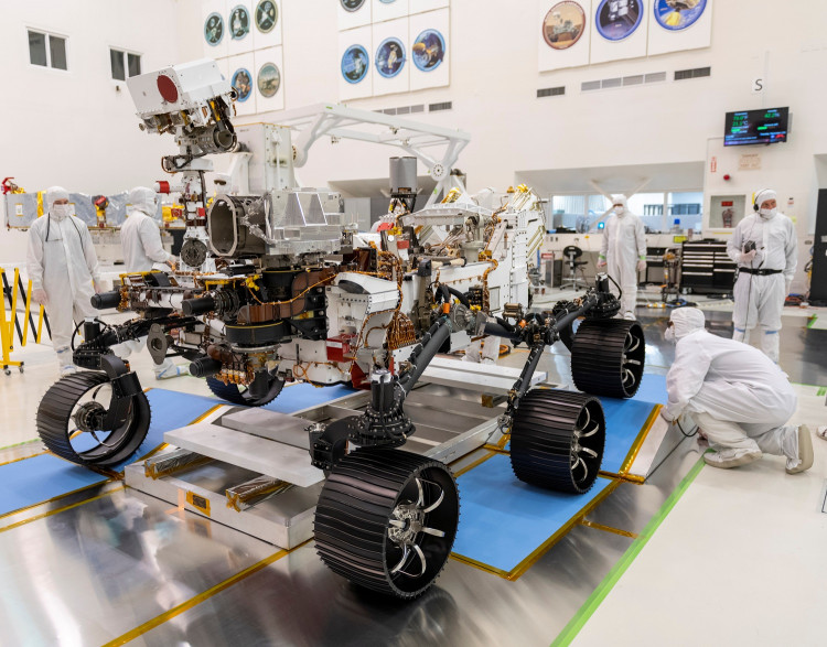 Engineers observe the first driving test for NASA's Perseverance Mars rover