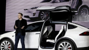 FILE PHOTO: Tesla Motors CEO Elon Musk introduces the falcon wing door on the Model X electric sports-utility vehicles during a presentation in Fremont