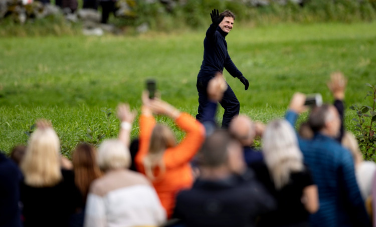 Tom Cruise