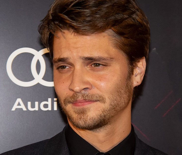 Luke Grimes