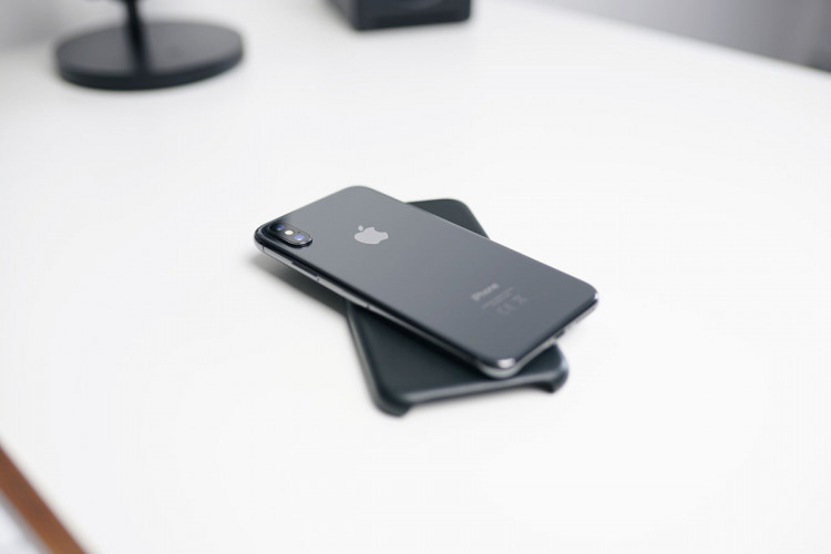 Apple iOS 14.2 Battery Drain
