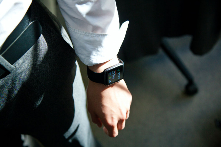 Future Apple Watch Concept