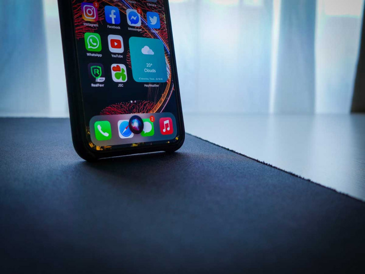 Apple Releases iOS 14.3